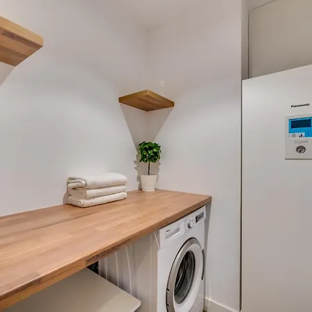 Apartment Xpce Urban 6 Skyline - Parking Free