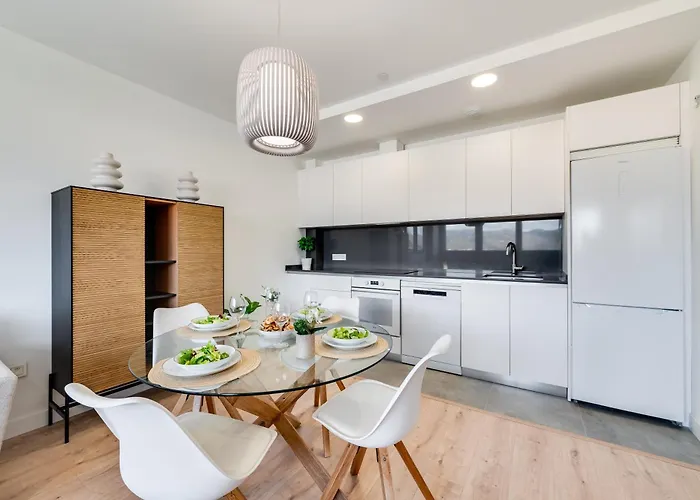 Xpce Urban 6 Skyline - Parking Free Apartment *